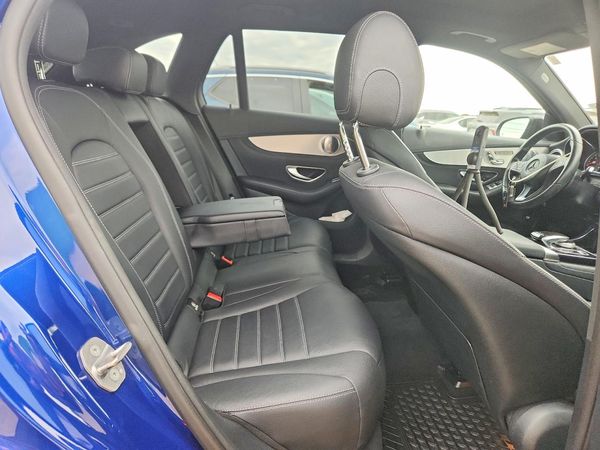 2017 MERCEDES-BENZ GLC GLC300 Base-4M