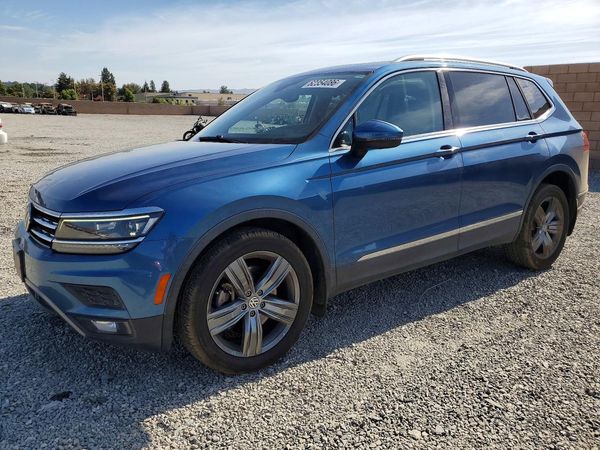 2018 VOLKSWAGEN TIGUAN 4Motion SEL Premium