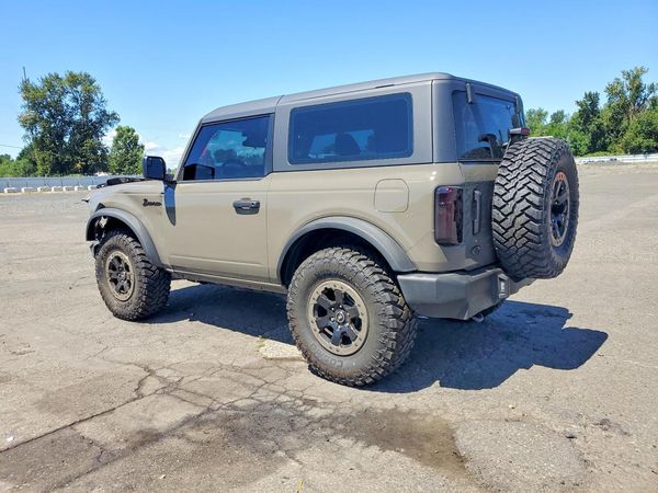 2025 FORD BRONCO Base