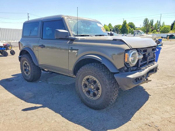 2025 FORD BRONCO Base