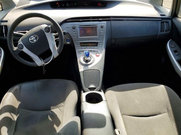 2014 TOYOTA PRIUS