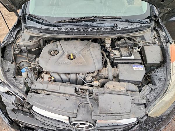 2013 HYUNDAI ELANTRA