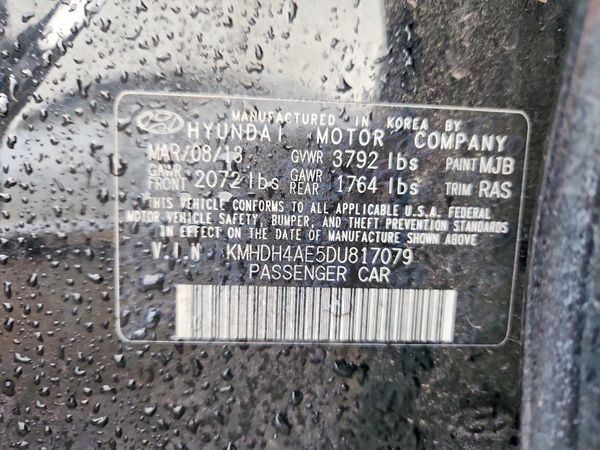 2013 HYUNDAI ELANTRA