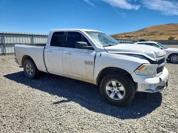 2013 RAM 1500 SLT