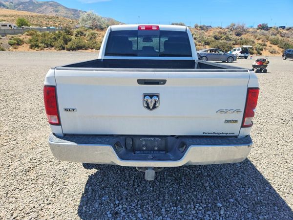 2013 RAM 1500 SLT