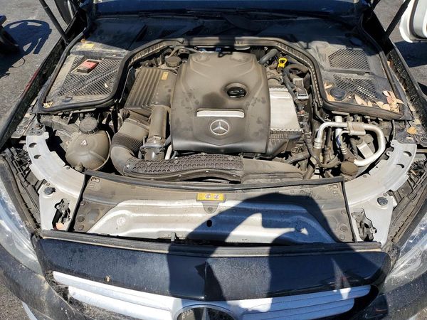2015 MERCEDES-BENZ C Base