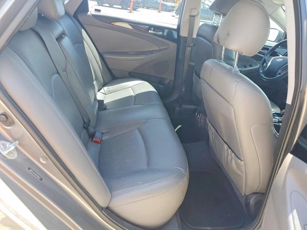 2013 HYUNDAI SONATA