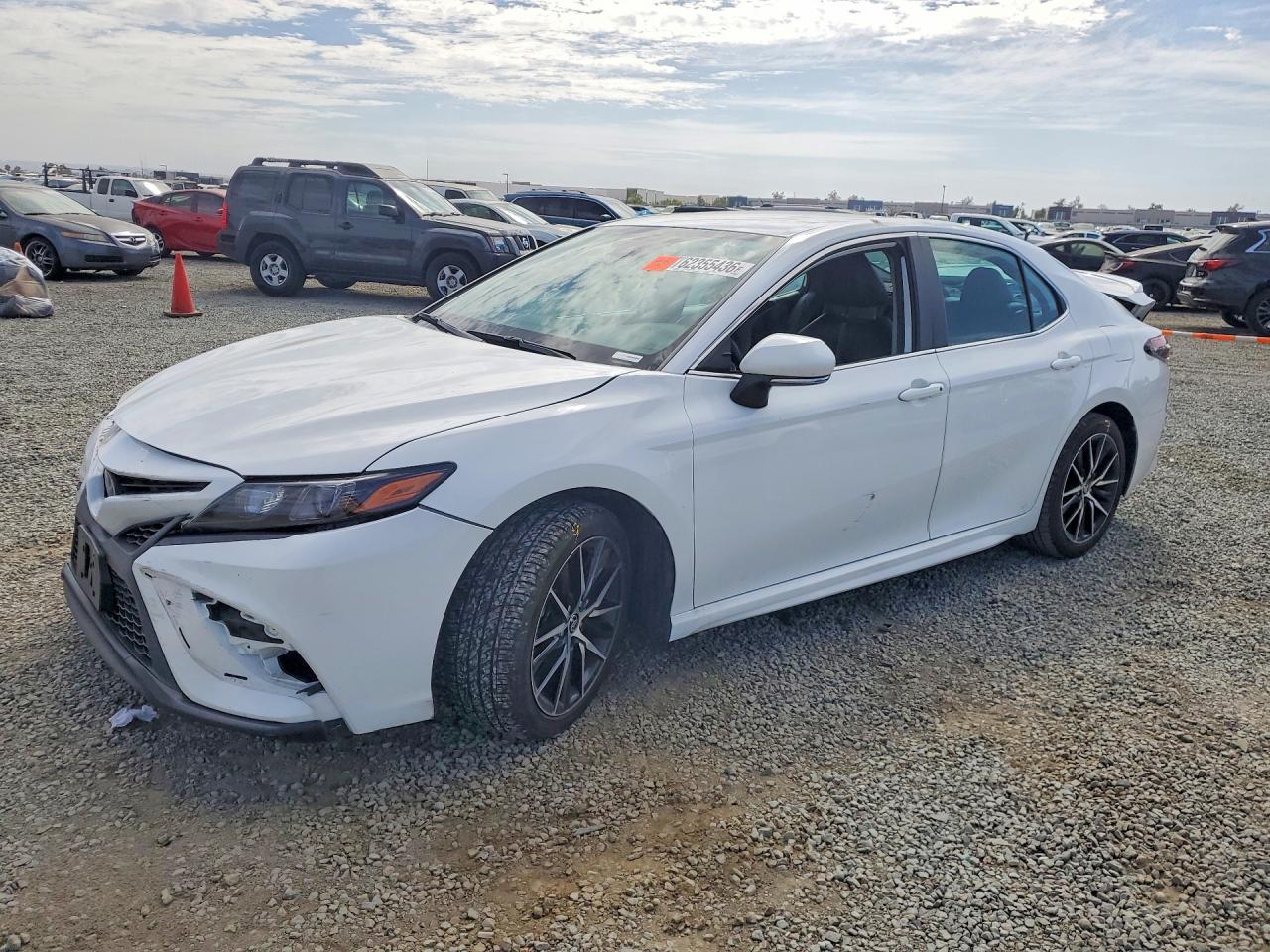 2024 TOYOTA CAMRY