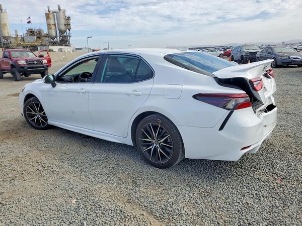 2024 TOYOTA CAMRY