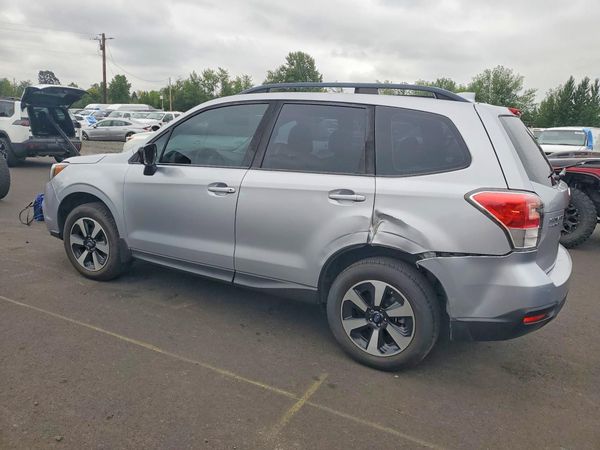 2018 SUBARU FORESTER Base P