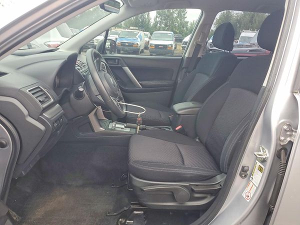 2018 SUBARU FORESTER Base P