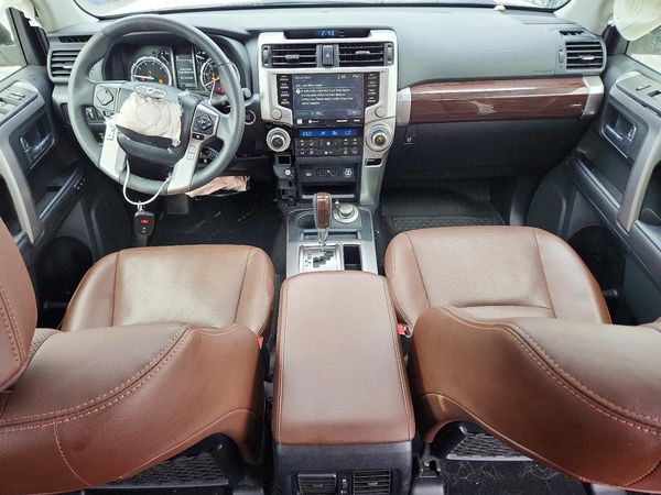 2022 TOYOTA 4RUNNER Limited
