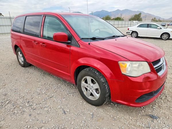 2013 DODGE GRAND CARAVAN SXT