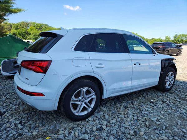 2019 AUDI Q5 quattro Premium