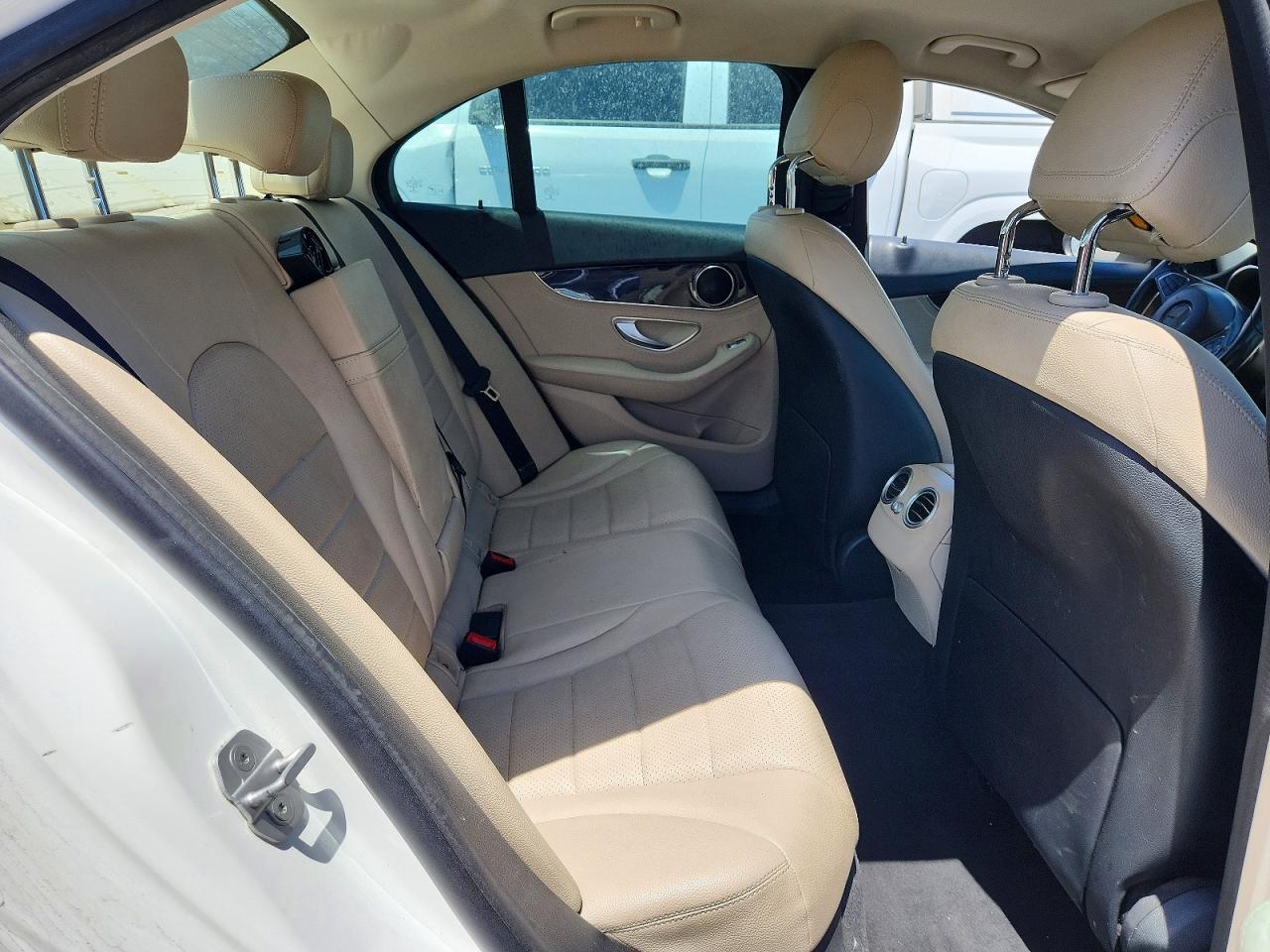 2015 MERCEDES-BENZ C Base