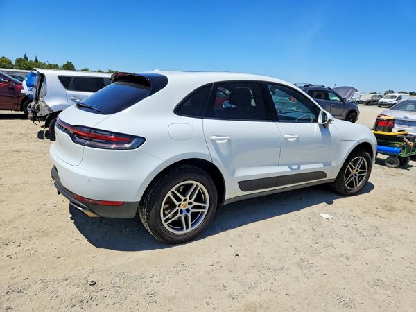 2019 PORSCHE MACAN