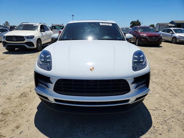 2019 PORSCHE MACAN