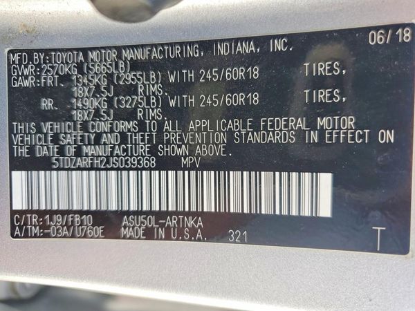 2018 TOYOTA HIGHLANDER LE