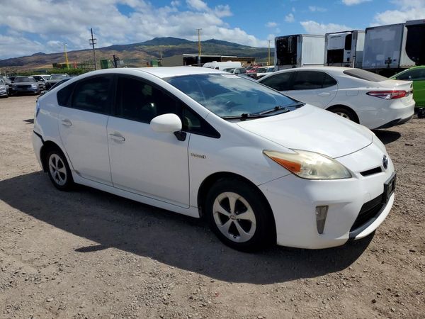 2014 TOYOTA PRIUS
