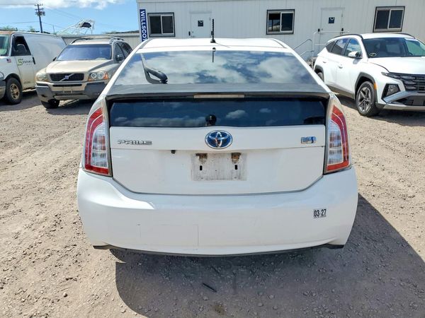 2014 TOYOTA PRIUS