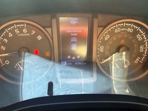 2019 TOYOTA TACOMA SR5