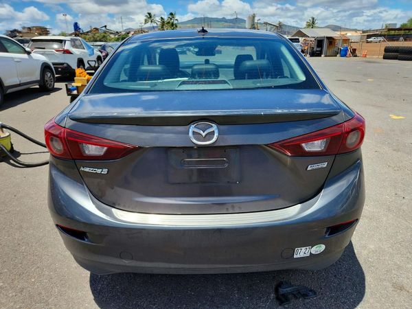 2018 MAZDA 3