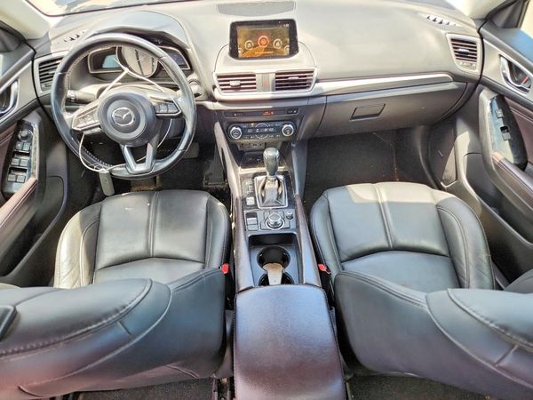 2018 MAZDA 3