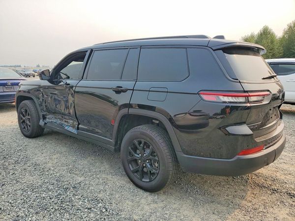 2025 JEEP GRAND CHEROKEE Laredo, Altitude