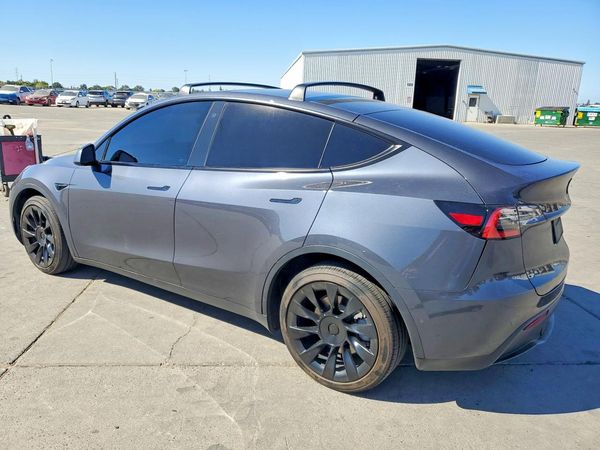 2020 TESLA MODEL Y
