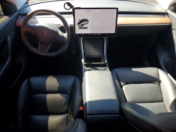 2020 TESLA MODEL Y