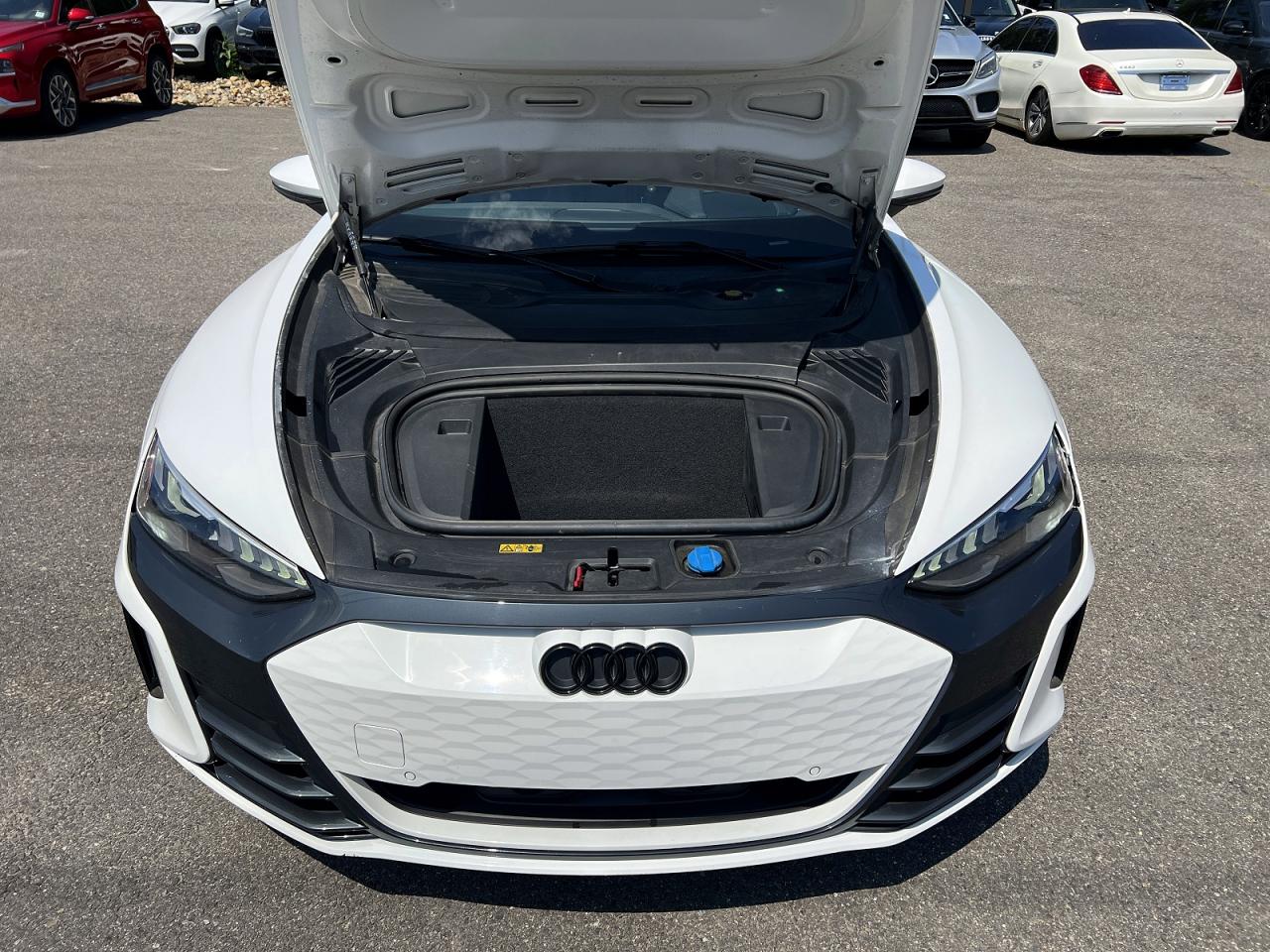 2022 AUDI E-TRON GT quattro Premium Plus