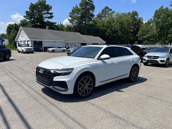 2019 AUDI Q8 S Line quattro Prestige