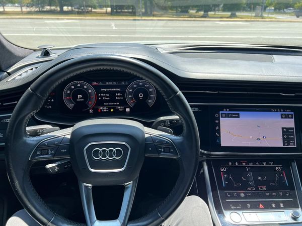 2019 AUDI Q8 S Line quattro Prestige