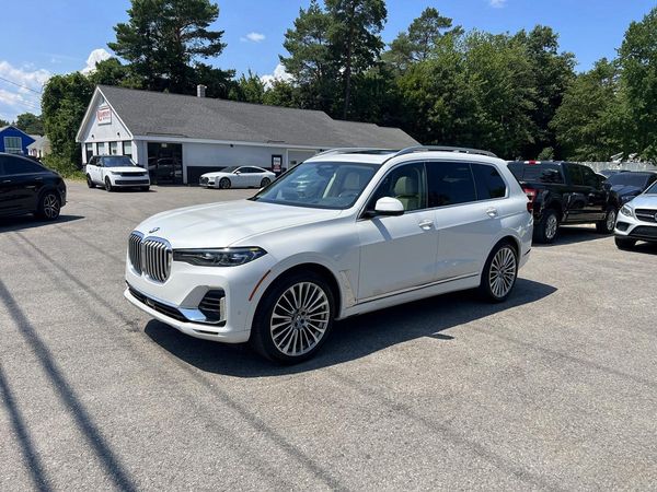 2022 BMW X7 xDrive40i