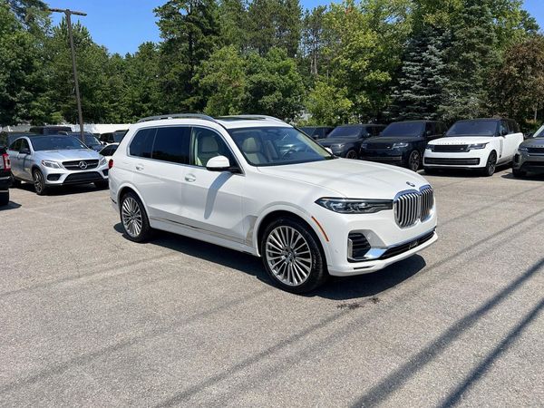 2022 BMW X7 xDrive40i