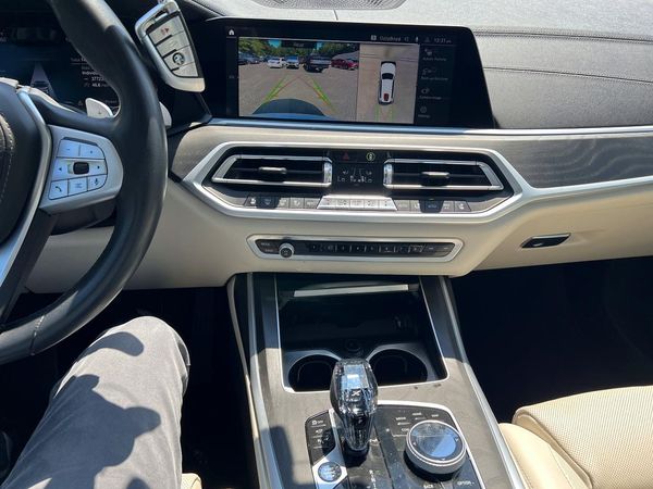 2022 BMW X7 xDrive40i