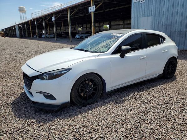 2018 MAZDA 3