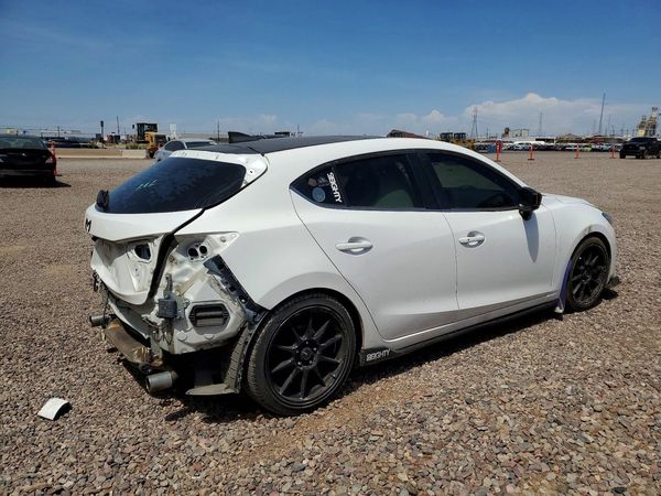 2018 MAZDA 3