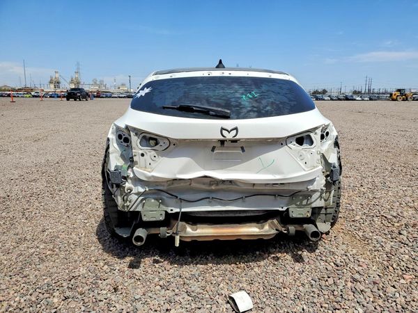 2018 MAZDA 3