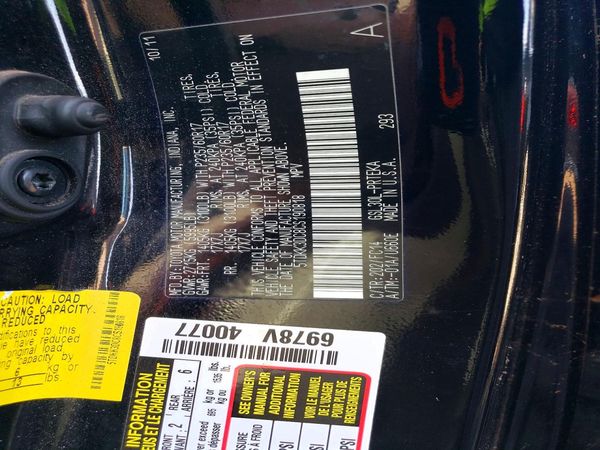 2012 TOYOTA SIENNA