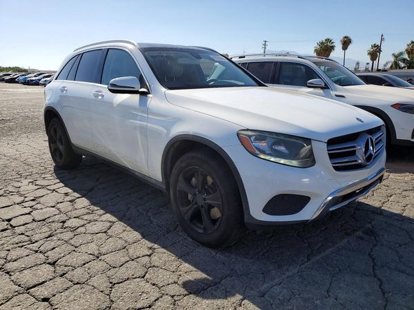 2016 MERCEDES-BENZ GLC GLC300