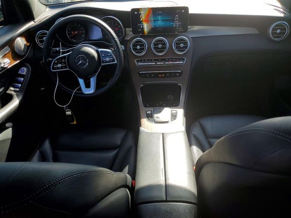 2021 MERCEDES-BENZ GLC GLC300
