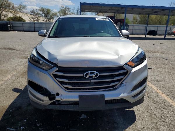 2018 HYUNDAI TUCSON SE Standard