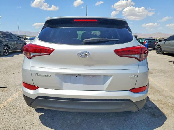 2018 HYUNDAI TUCSON SE Standard