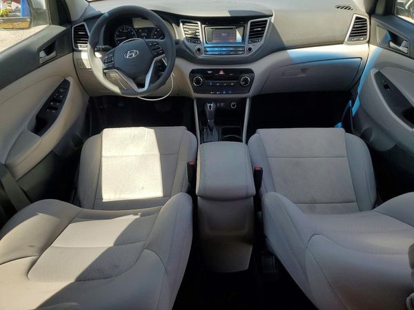 2018 HYUNDAI TUCSON SE Standard