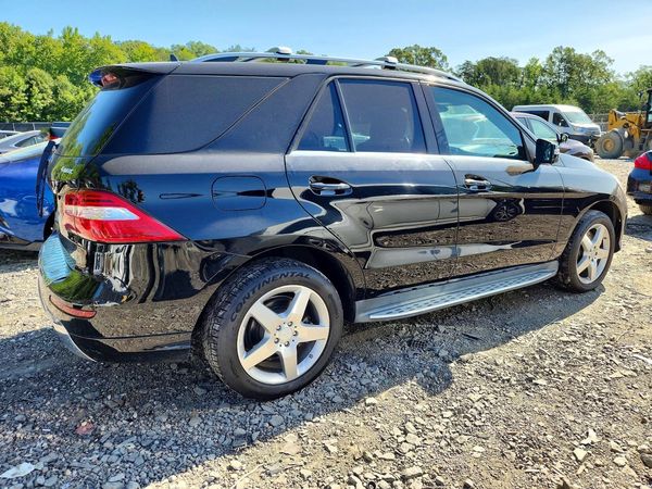 2013 MERCEDES-BENZ ML ML550 4-MATIC