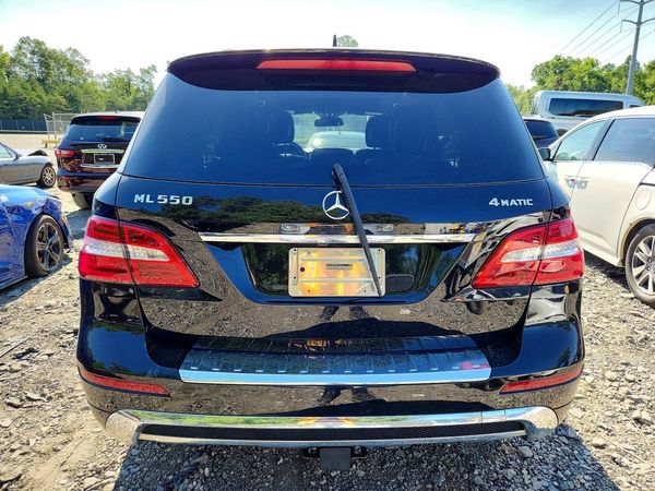 2013 MERCEDES-BENZ ML ML550 4-MATIC