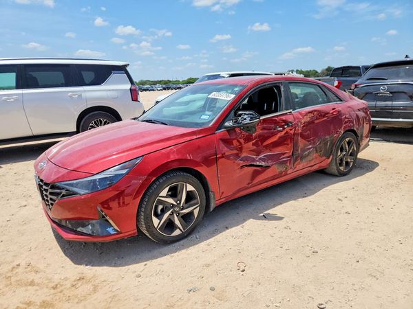 2022 HYUNDAI ELANTRA