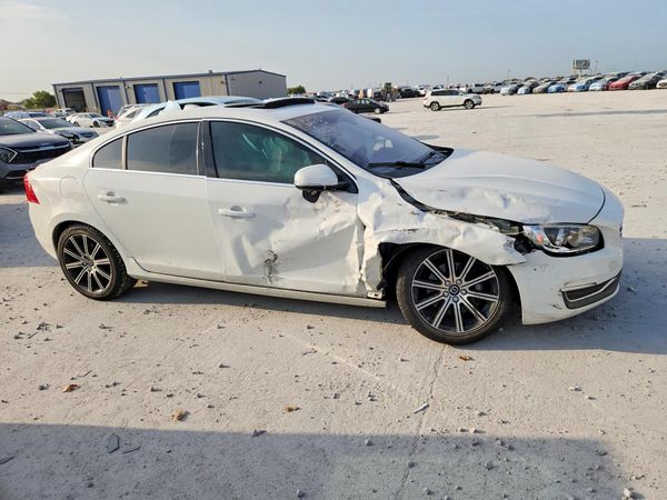 2017 VOLVO S60 Inscription