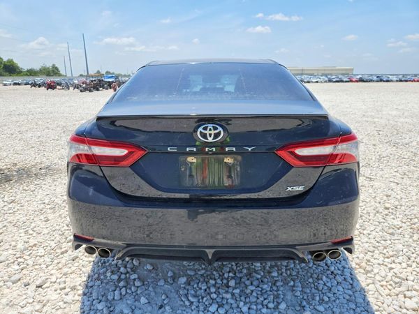 2018 TOYOTA CAMRY XSE — DIRR
